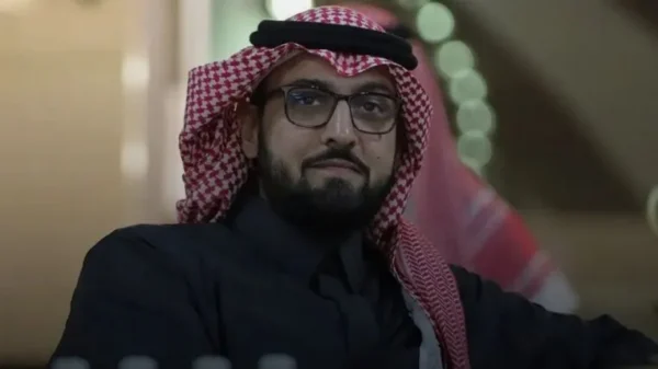 Inquérito conclui que príncipe saudita encontrado morto sofreu parada cardíaca causada por álcool e drogas 1 rota sp 1 762x429.jpg