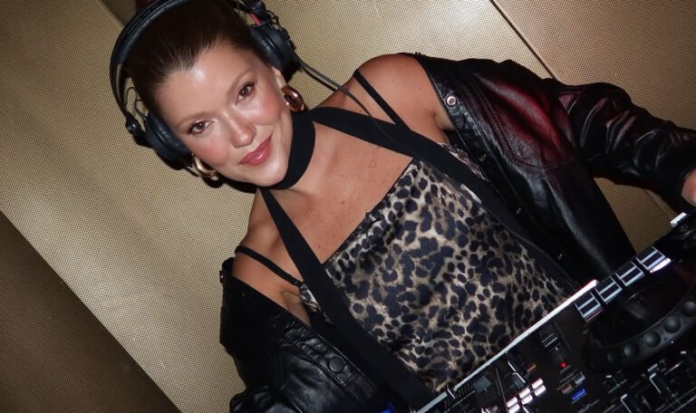 Carol Emmerick fala sobre a conexão entre música, moda e experiências premium: “são formas de comunicação que muitas vezes se completam” 45 IMG 8792