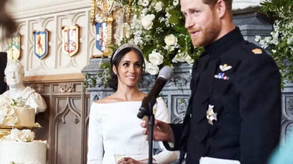 Harry e Meghan são aconselhados a "desaparecer" dos holofotes 3 image