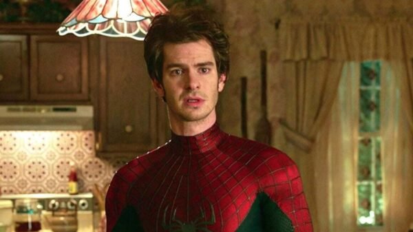 Andrew Garfield defende homem aranha gay