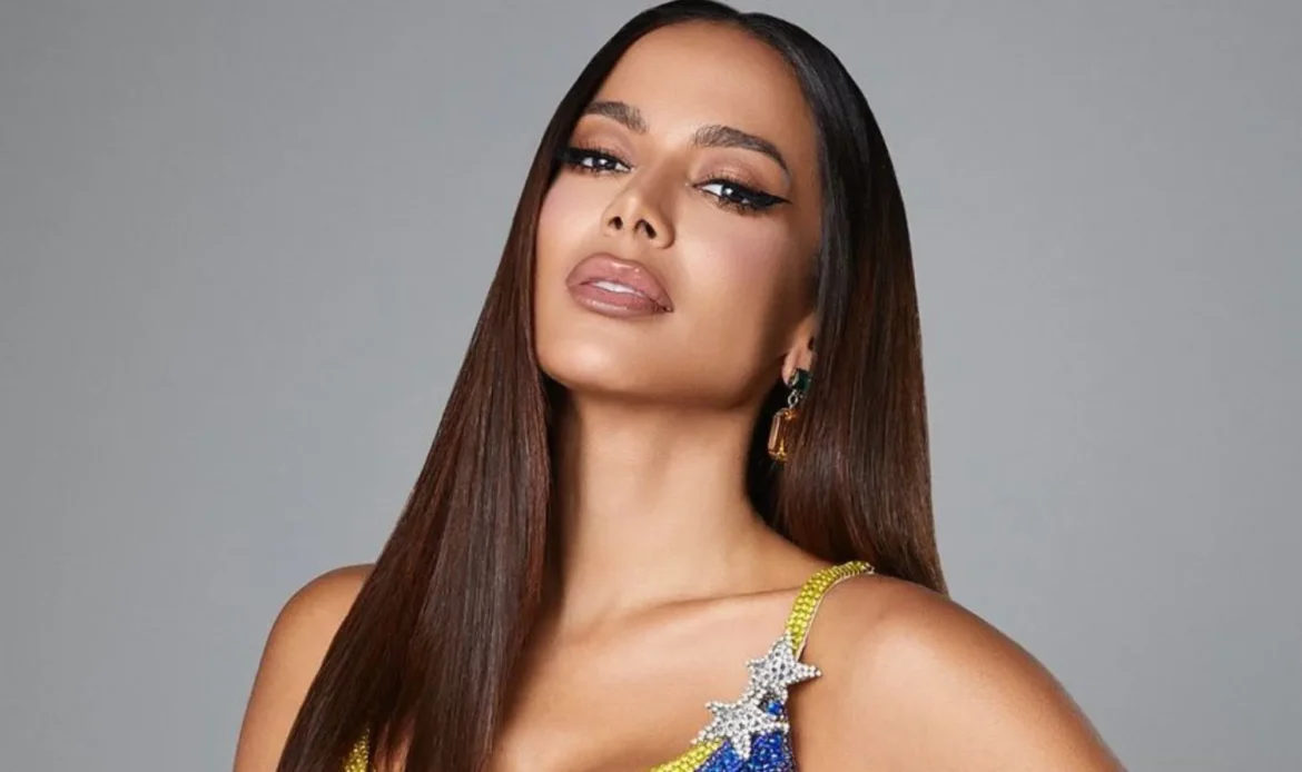 anitta processada por fã