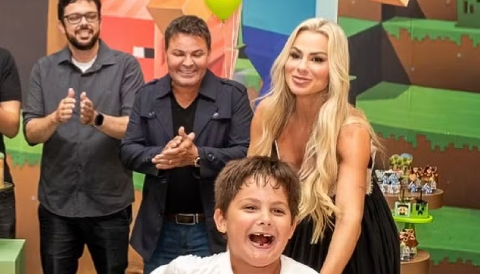 Esposa de Eduardo Costa reúne cantor e ex-marido após divórcio polêmico