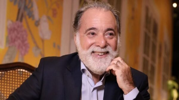 tony ramos recebe aposentadoria