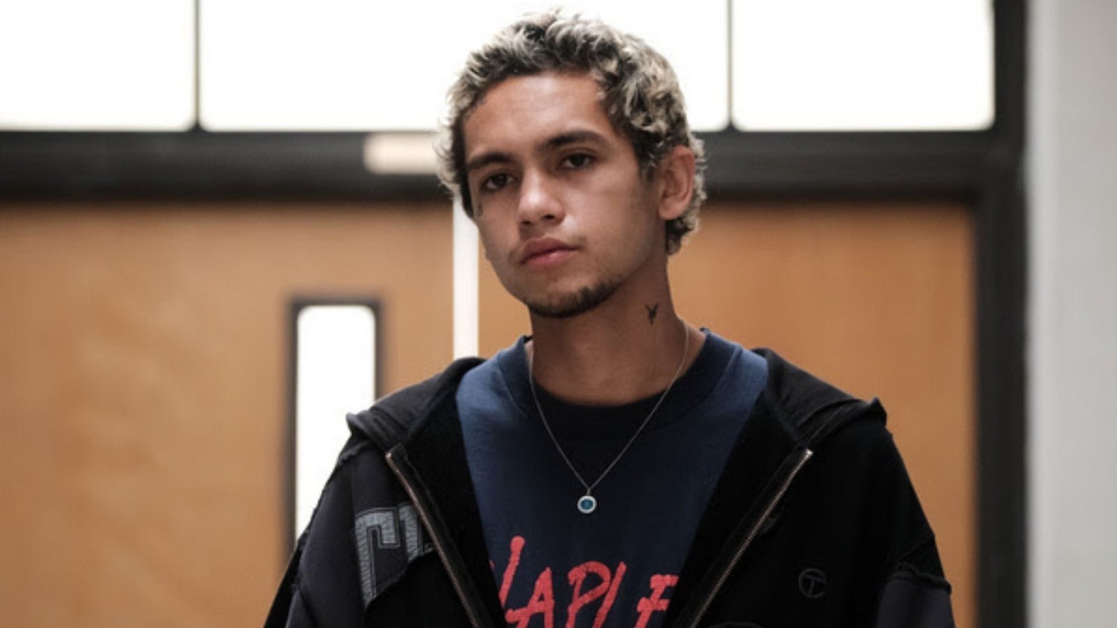 Letra e tradução 'Casting Call' - Dominic Fike