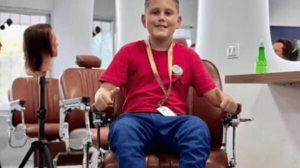 Influencer conhecido como “Barbeiro Mirim” é assassinado a tiros aos 14 anos em Pernambuco 12 Influencer conhecido como “Barbeiro Mirim” é assassinado a tiros aos 14 anos em Pernambuco