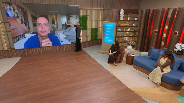 Homem aparece ao fundo de vídeo de Leo Dias, e apresentador fica sem graça ao vivo 1 Homem aparece ao fundo de vídeo de Leo Dias, e apresentador fica sem graça ao vivo