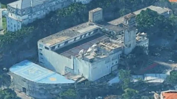 PM é acionada após suspeita de bomba nas proximidades de debate entre Lula e Flávio Bolsonaro 21 PM é acionada após suspeita de bomba nas proximidades de debate entre Lula e Flávio Bolsonaro