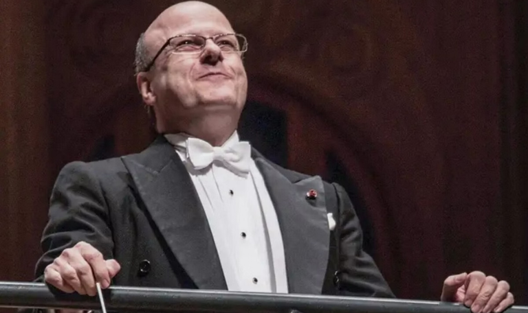 Maestro Roberto Tibiriçá, regente da Sinfônica do Paraná, morre aos 72 anos 50 Maestro Roberto Tibiriçá, regente da Sinfônica do Paraná, morre aos 72 anos