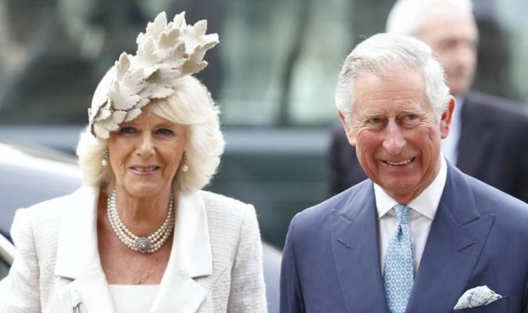 Casamento de Charles e Camilla pode chegar ao fim após crise provocada por livro sobre Diana, diz revista 49 Casamento de Charles e Camilla pode chegar ao fim após crise provocada por livro sobre Diana, diz revista