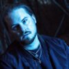 Simon Vior aposta em pop eletrônico, nostalgia e emoção no caminho para o álbum “Time Decorations”