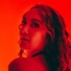 K A T R I N A lança EP de estreia e transforma o fim de relacionamentos em música